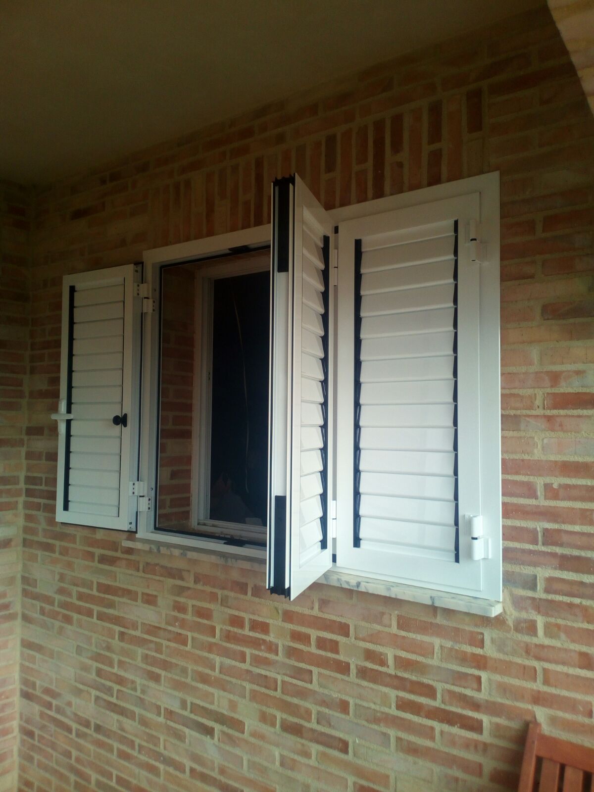 Mallorquina blanca ventana