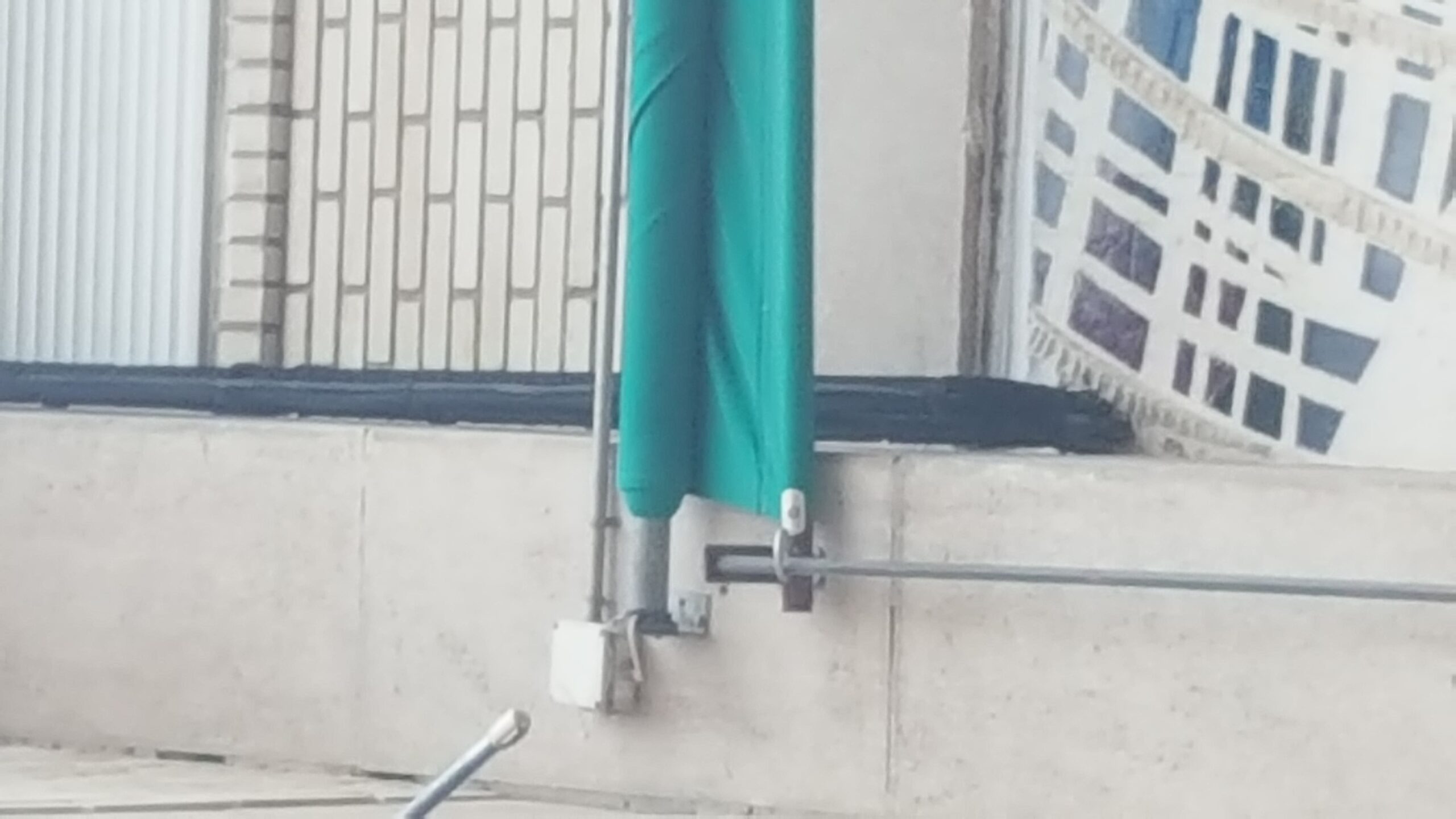 Cambio de lona verde motorizada