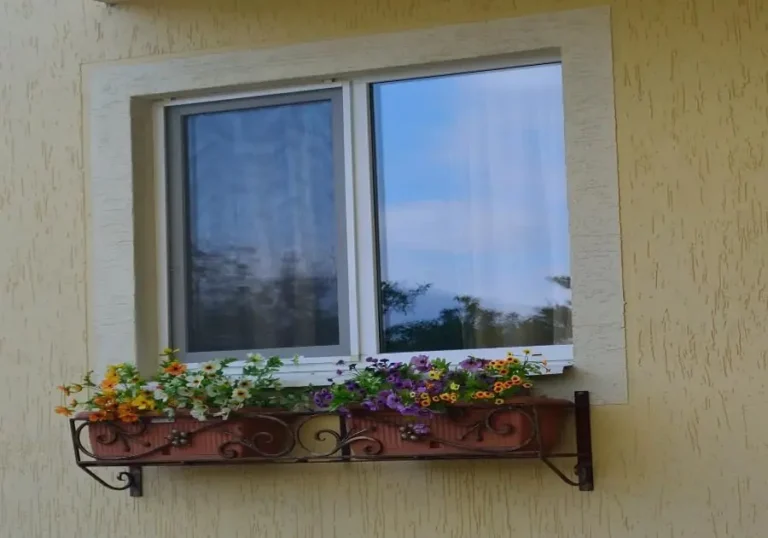 Mosquiteras enrollables adaptadas a ventanas grandes